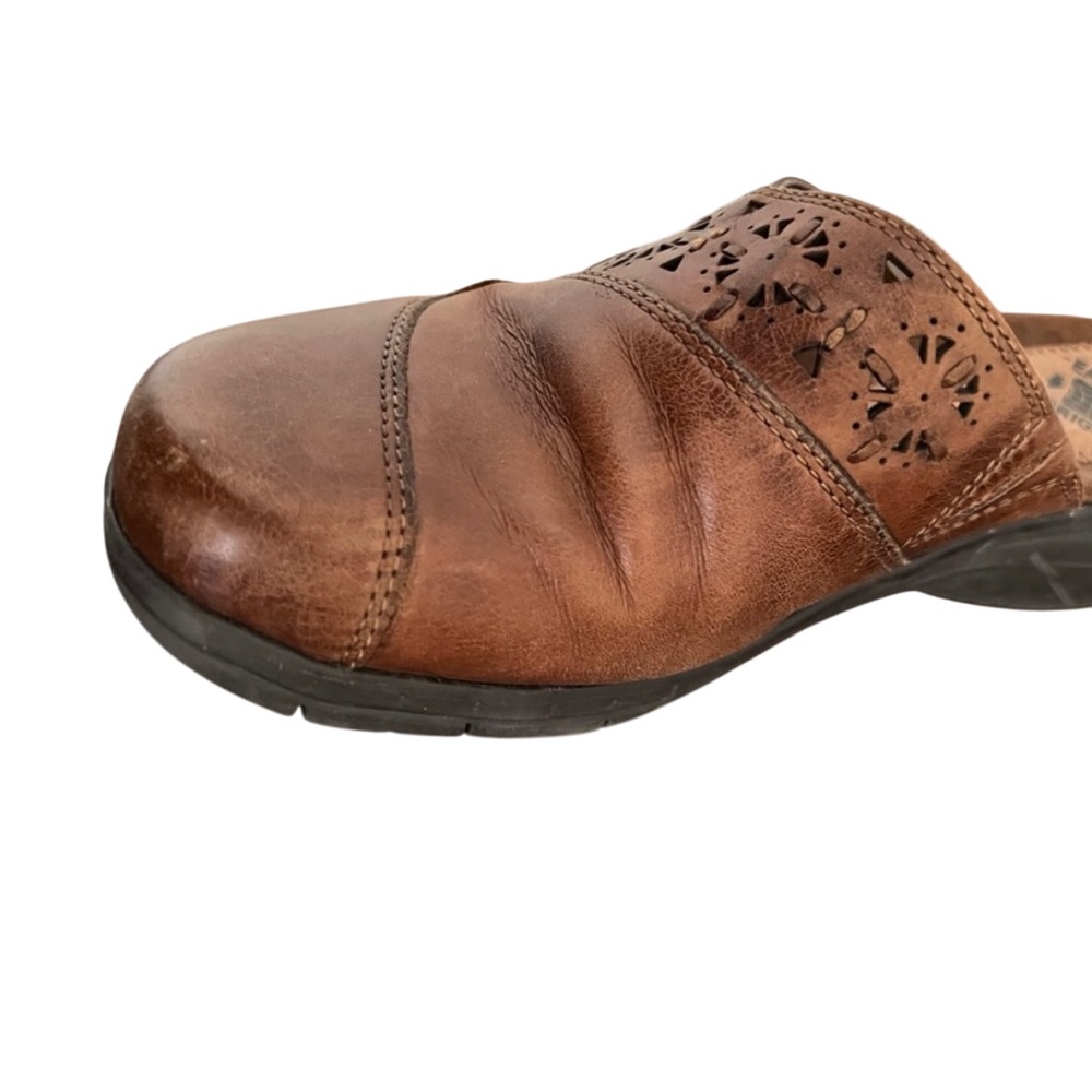Earth Origins Janie Brown Leather Perforated Mule Clogs Size 6.5 - Picture 10 of 13